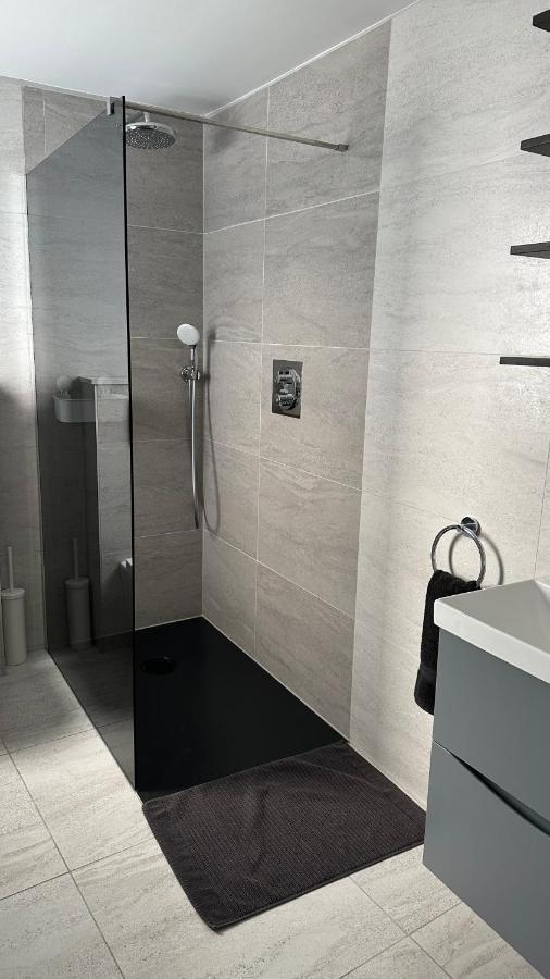 Stunning New 1 Bedroom Apartment Londra Dış mekan fotoğraf