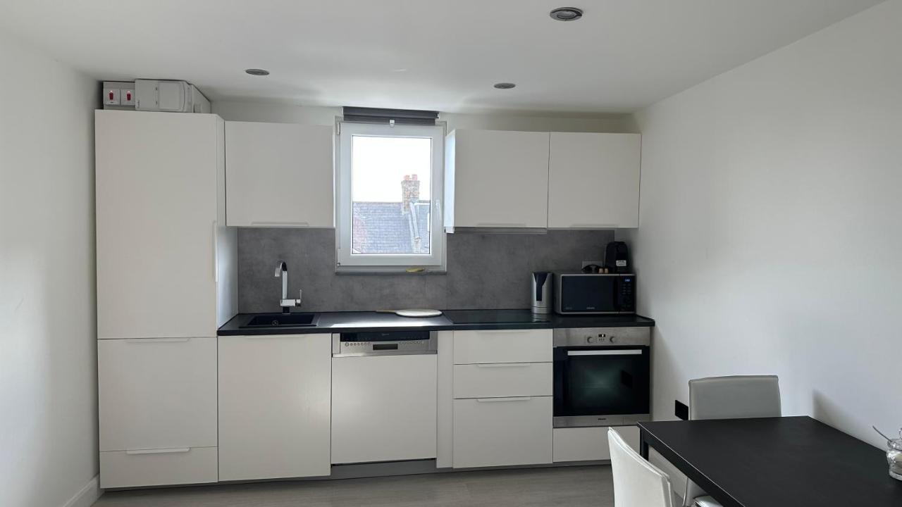 Stunning New 1 Bedroom Apartment Londra Dış mekan fotoğraf